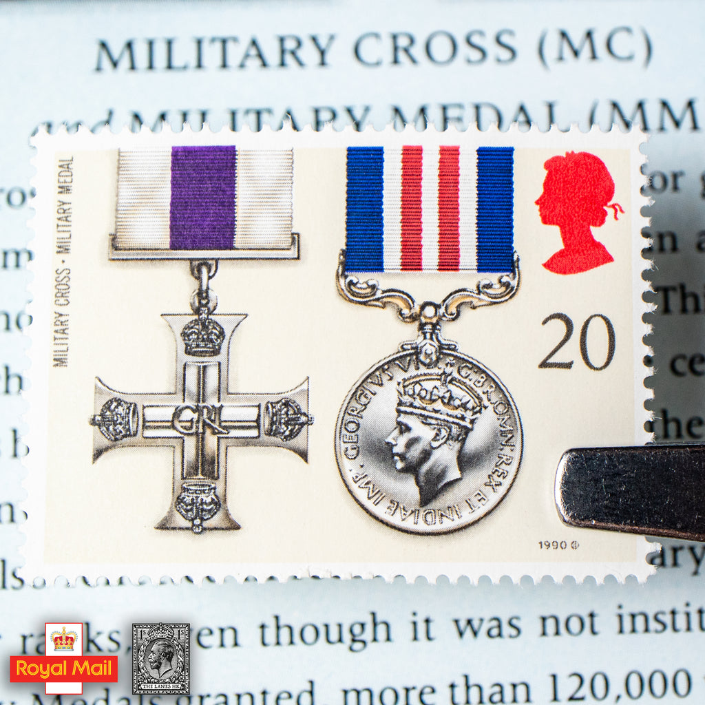 #211: 1990年 佐治十字勳章頒發50周年 紀念郵票演示包 - The Lanes HK