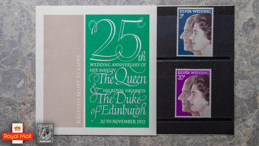 #045: 1972年 英女皇與愛丁堡公爵銀婚 紀念郵票演示包 - The Lanes HK